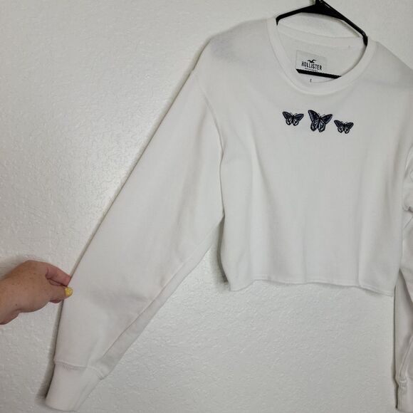 Hollister Size S White Embroidered Butterfly Crew Neckline Cropped Sweatshirt - Picture 5 of 7